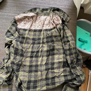 Arizona flannel with cute back detail